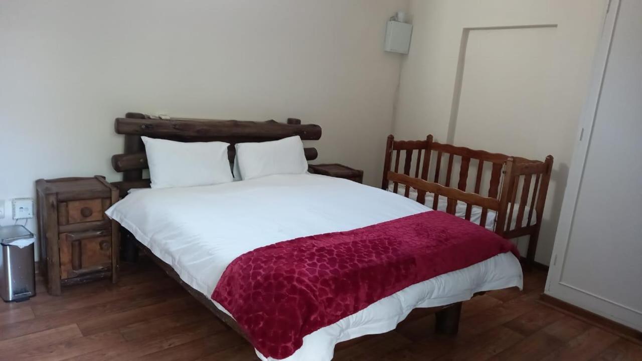 Hotel Casa De Romaria Kimberley Esterno foto